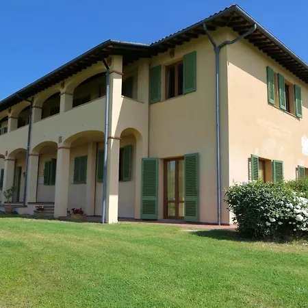 Aparthotel Agriturismo Le Veneri Con Piscina A Cerreto Guidi