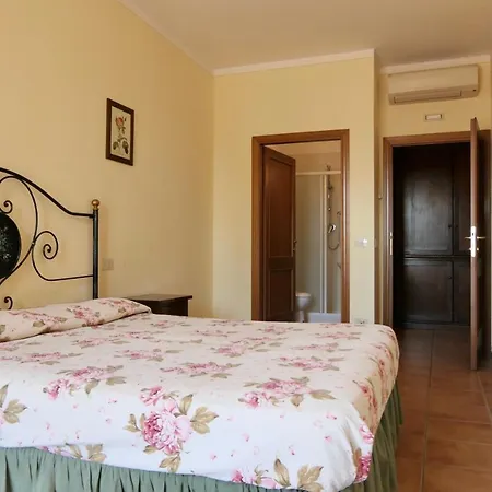 Aparthotel Agriturismo Le Veneri Con Piscina A