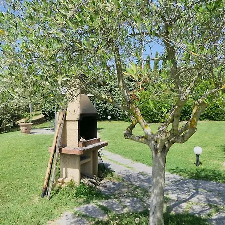 Agriturismo Le Veneri Con Piscina A * Cerreto Guidi